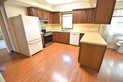 122 E Plainfield Avenue, Pen Argyl, PA 18072 - Photo 4