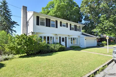 122 E Plainfield Avenue, Pen Argyl, PA 18072 - Photo 2