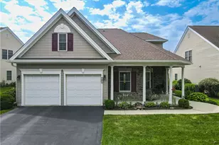 47 Edinburgh Dr, Easton, PA 18045 - Photo 1