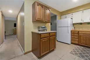 2275 Irma Dr, Allentown City, PA 18109 - Photo 16