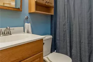 2275 Irma Dr, Allentown City, PA 18109 - Photo 8