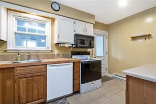 2275 Irma Dr, Allentown City, PA 18109 - Photo 14