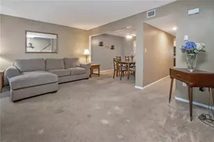 2275 Irma Dr, Allentown City, PA 18109 - Photo 4