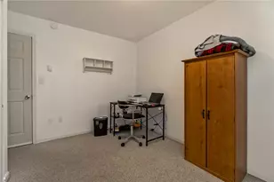 2275 Irma Dr, Allentown City, PA 18109 - Photo 10