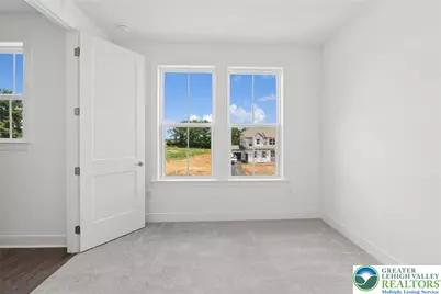 5773 Lawrence Street, East Allen Township, PA 18017 - Photo 6