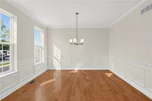 5199 Surrey Ct, Lower Macungie Township, PA 18104 - Photo 6