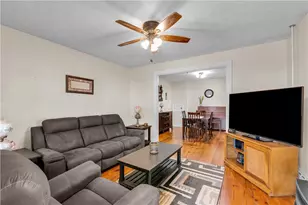 108 George St, Pen Argyl Boro, PA 18072 - Photo 6