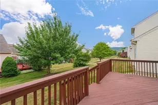 323 Surrey Pl, Macungie Boro, PA 18062 - Photo 26