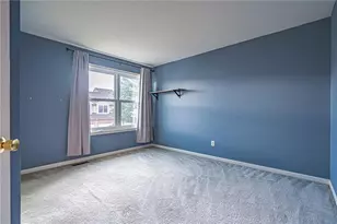 323 Surrey Pl, Macungie Boro, PA 18062 - Photo 20
