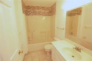106 Founders Ct, Bethlehem City, PA 18020 - Photo 22