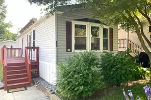 360 Delaware Dr, Easton, PA 18042 - Photo 1