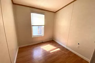 360 Delaware Dr, Easton, PA 18042 - Photo 10