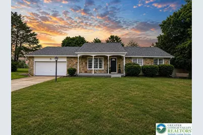 576 Horseshoe Drive, Easton, PA 18040 - Photo 1
