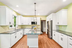 111 Manor Dr, Montgomery Township, PA 19446 - Photo 4
