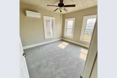 718 Linden Street #2nd Floor, Bethlehem City, PA 18018 - Photo 2