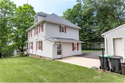 26 Center Ave, Mount Pocono, PA 18344 - Photo 30
