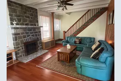 26 Center Ave, Mount Pocono, PA 18344 - Photo 4