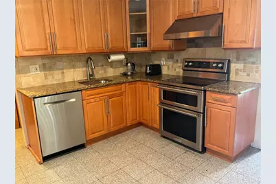 26 Center Ave, Mount Pocono, PA 18344 - Photo 8
