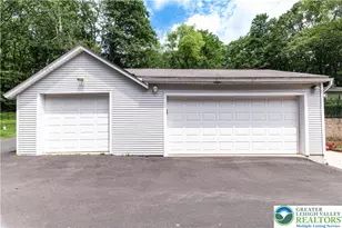 26 Center Ave, Mount Pocono, PA 18344 - Photo 32