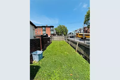 204 S 14th Street #1, Allentown City, PA 18102 - Photo 4