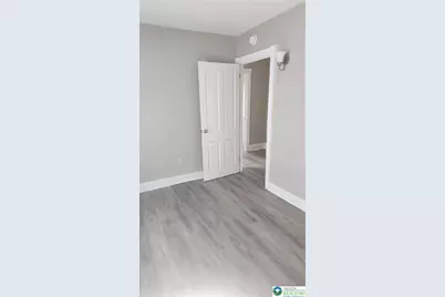 28 E Walnut Street, Nazareth Boro, PA 18064 - Photo 10