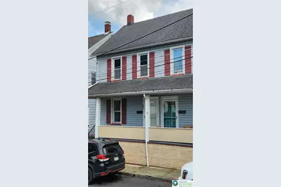 28 E Walnut Street, Nazareth Boro, PA 18064 - Photo 2