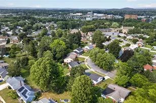 1527 Bayberry Ln, Bethlehem City, PA 18018 - Photo 42