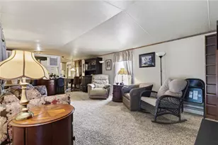 224 Hope Dr, West Penn Twp, PA 17960 - Photo 6
