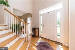 1876 Sycamore Dr, Milford Twp, PA 18951 - Photo 2