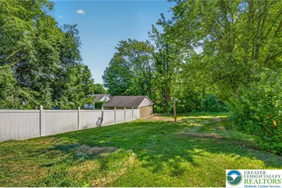 114 E High Street, Nazareth Boro, PA 18064 - Photo 48