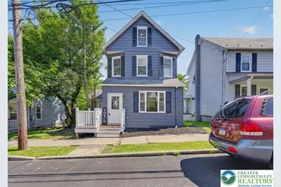 114 E High Street, Nazareth Boro, PA 18064 - Photo 1