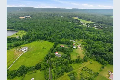 228 W Moorestown Road, Bushkill Twp, PA 18091 - Photo 86