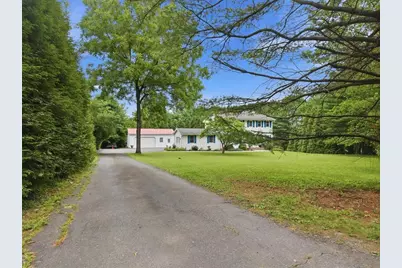 228 W Moorestown Road, Bushkill Twp, PA 18091 - Photo 72