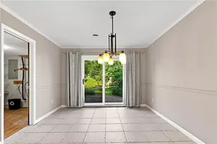 1614 Shenandoah Ct, South Whitehall Township, PA 18104 - Photo 12