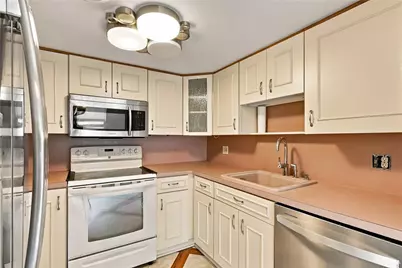 1614 Shenandoah Court, South Whitehall Township, PA 18104 - Photo 10