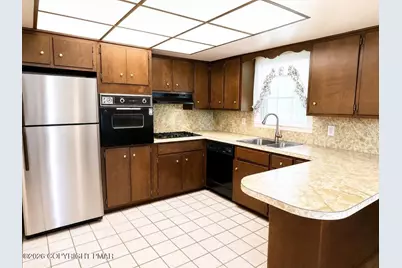 35 W Diaz Avenue, Nesquehoning, PA 18240 - Photo 6