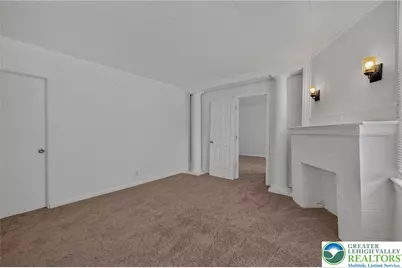 313 Main Street, Slatington Boro, PA 18080 - Photo 14