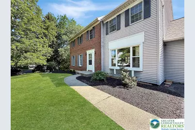 1929 Earls Court, Salisbury Township, PA 18103 - Photo 4