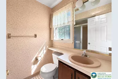 1929 Earls Court, Salisbury Township, PA 18103 - Photo 28