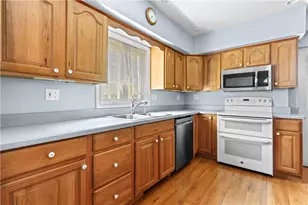1024 Washington St, Whitehall Township, PA 18052 - Photo 8