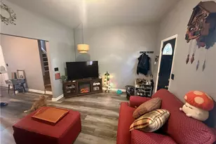 408 Spruce St, Allentown City, PA 18102 - Photo 2