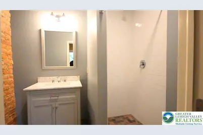 71 W Goepp Street, Bethlehem, PA 18018 - Photo 10