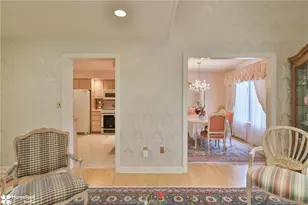 13 Winfield Ct, Palmer Twp, PA 18045 - Photo 12