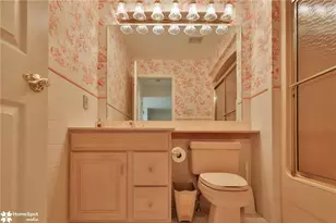 13 Winfield Ct, Palmer Twp, PA 18045 - Photo 28