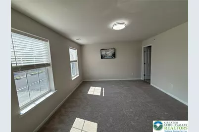 1047 Turnstone Drive, Upper Macungie Township, PA 18051 - Photo 8
