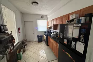 132 College St, Allentown City, PA 18102 - Photo 4