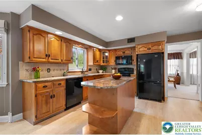 2011 Wooded Ridge Circle, Weisenberg Township, PA 18051 - Photo 4
