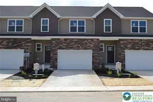 223 Lucille Way, Fleetwood Boro, PA 19522 - Photo 2
