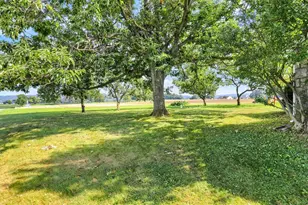8893 Allentown Pike, Maiden Creek Twp, PA 19522 - Photo 20
