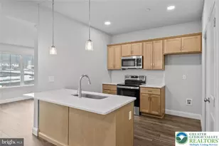 225 Lucille Way, Fleetwood Boro, PA 19522 - Photo 4